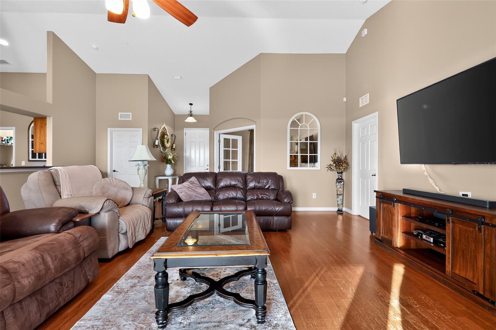 4027 C 470, Lake Panasoffkee, FL 33538