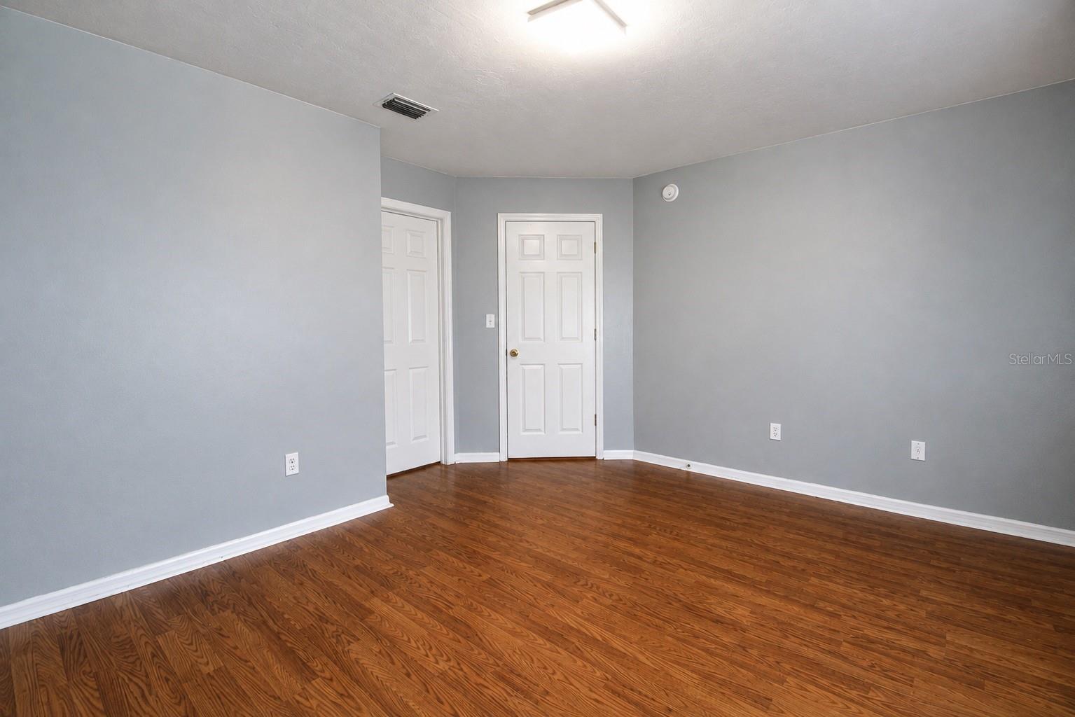 2523 38, Gainesville, FL 32605