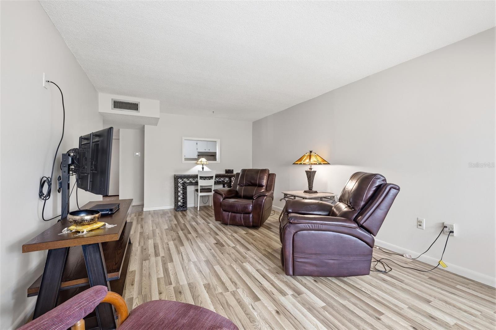 9940 47th Unit 216, St Petersburg, FL 33708