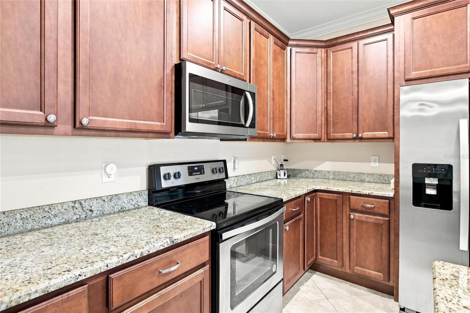 555 Dowling, Lady Lake, FL 32159