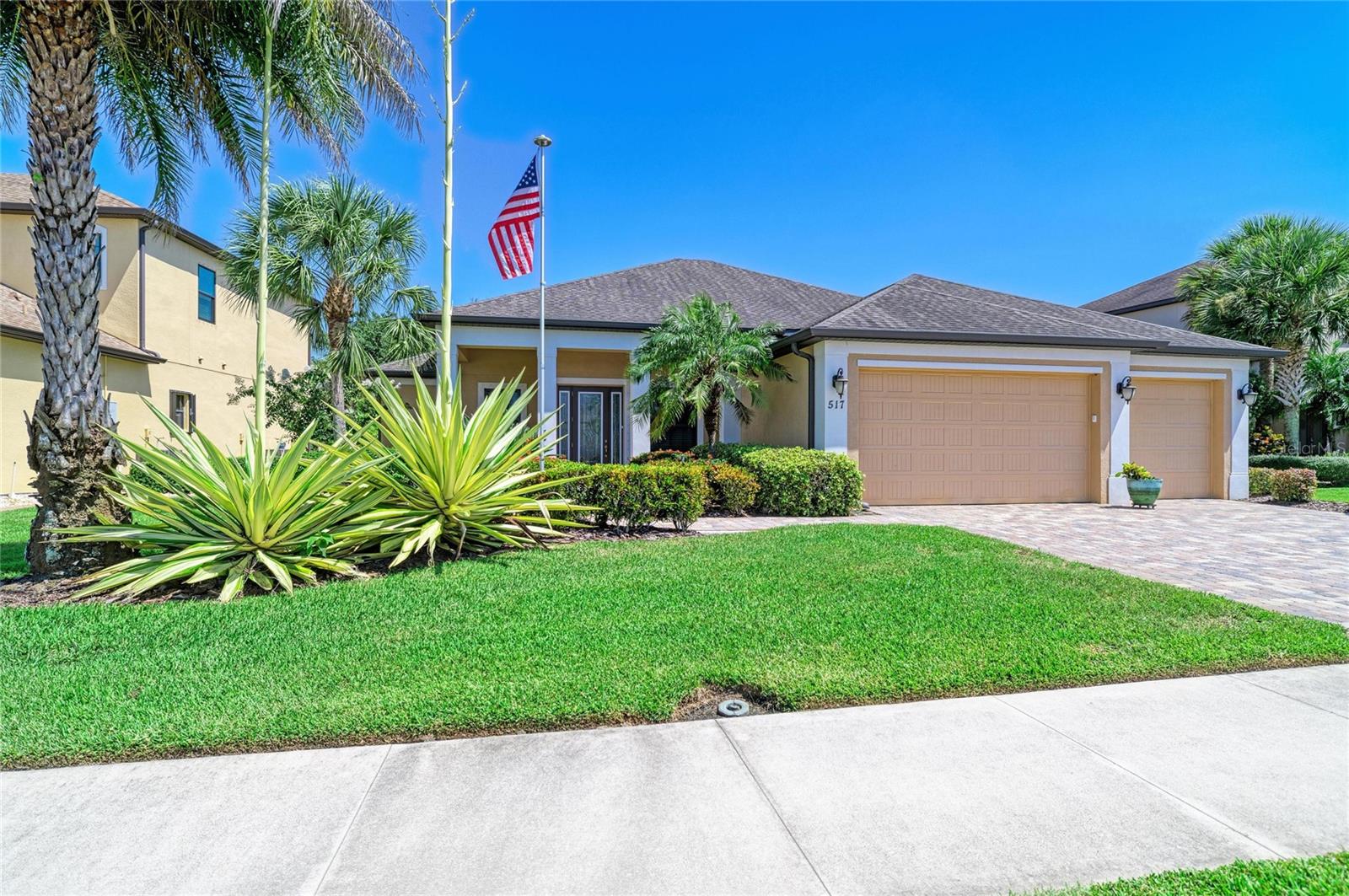 517 Chantilly, Bradenton, FL 34212