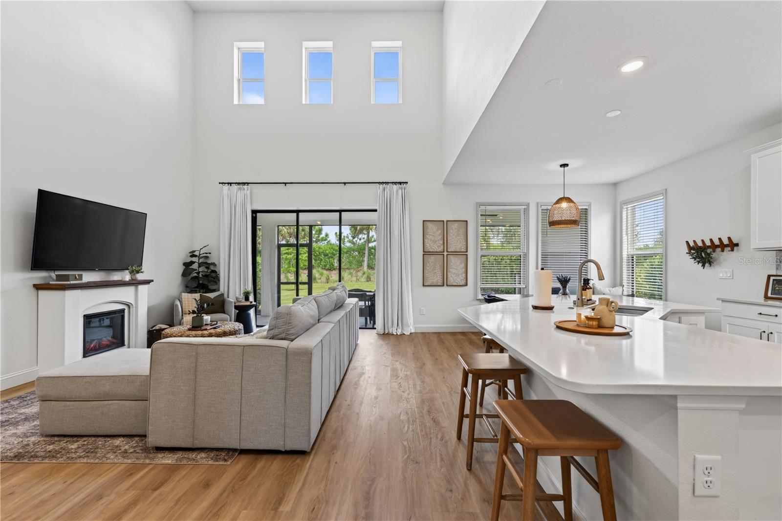 9284 Tequila Sunrise, Sarasota, FL 34241