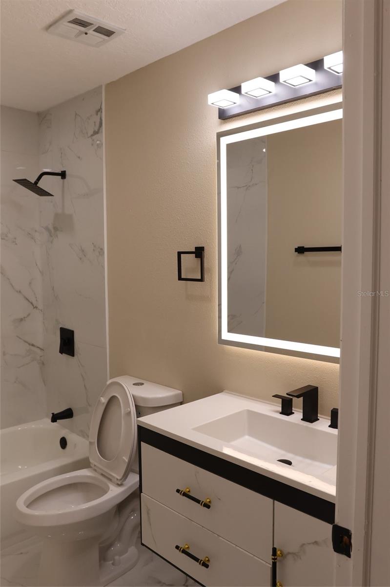 5313 Indian Creek Unit D04, Orlando, FL 32811