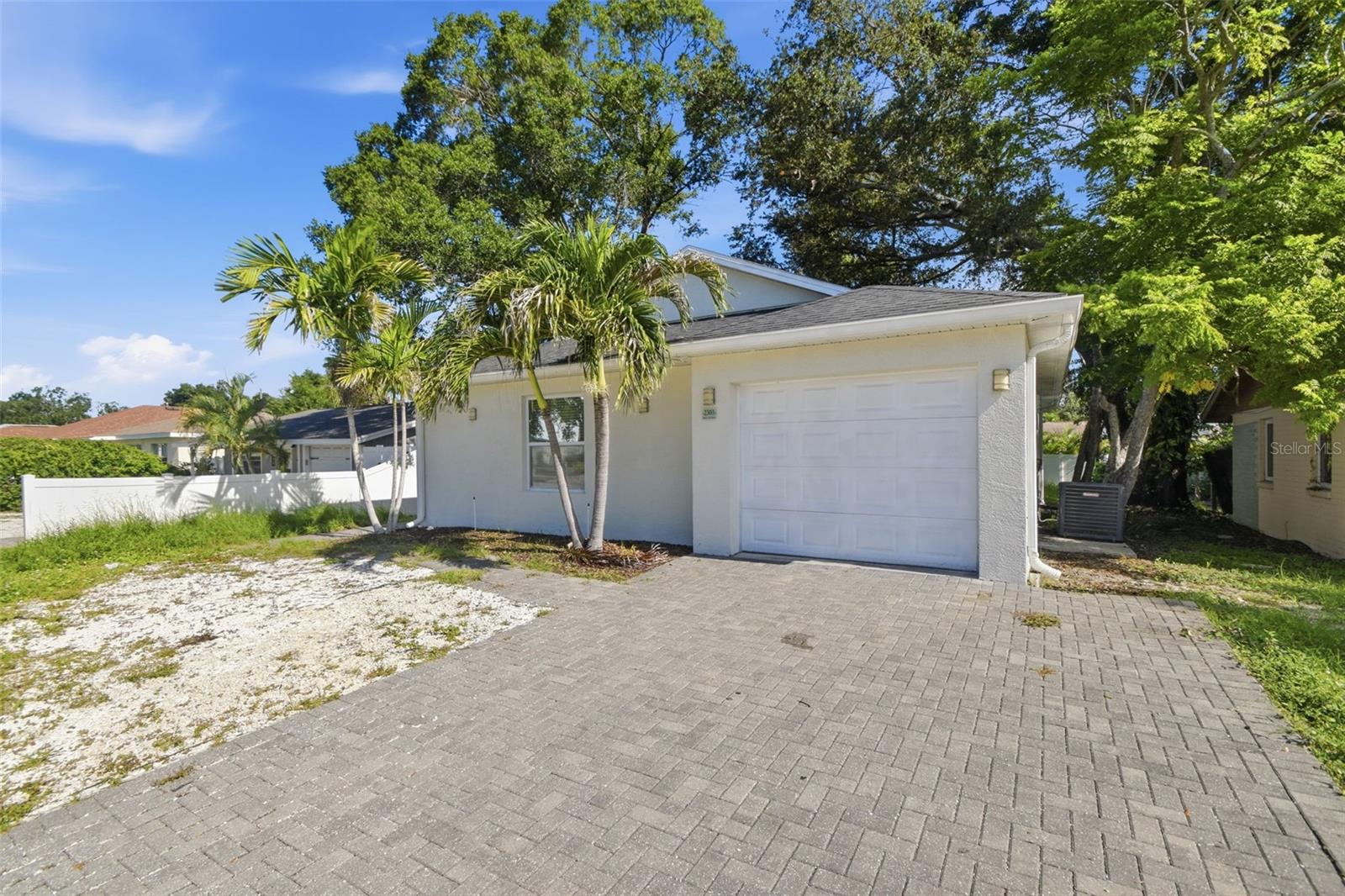 2303 Bahia Vista, Sarasota, FL 34239