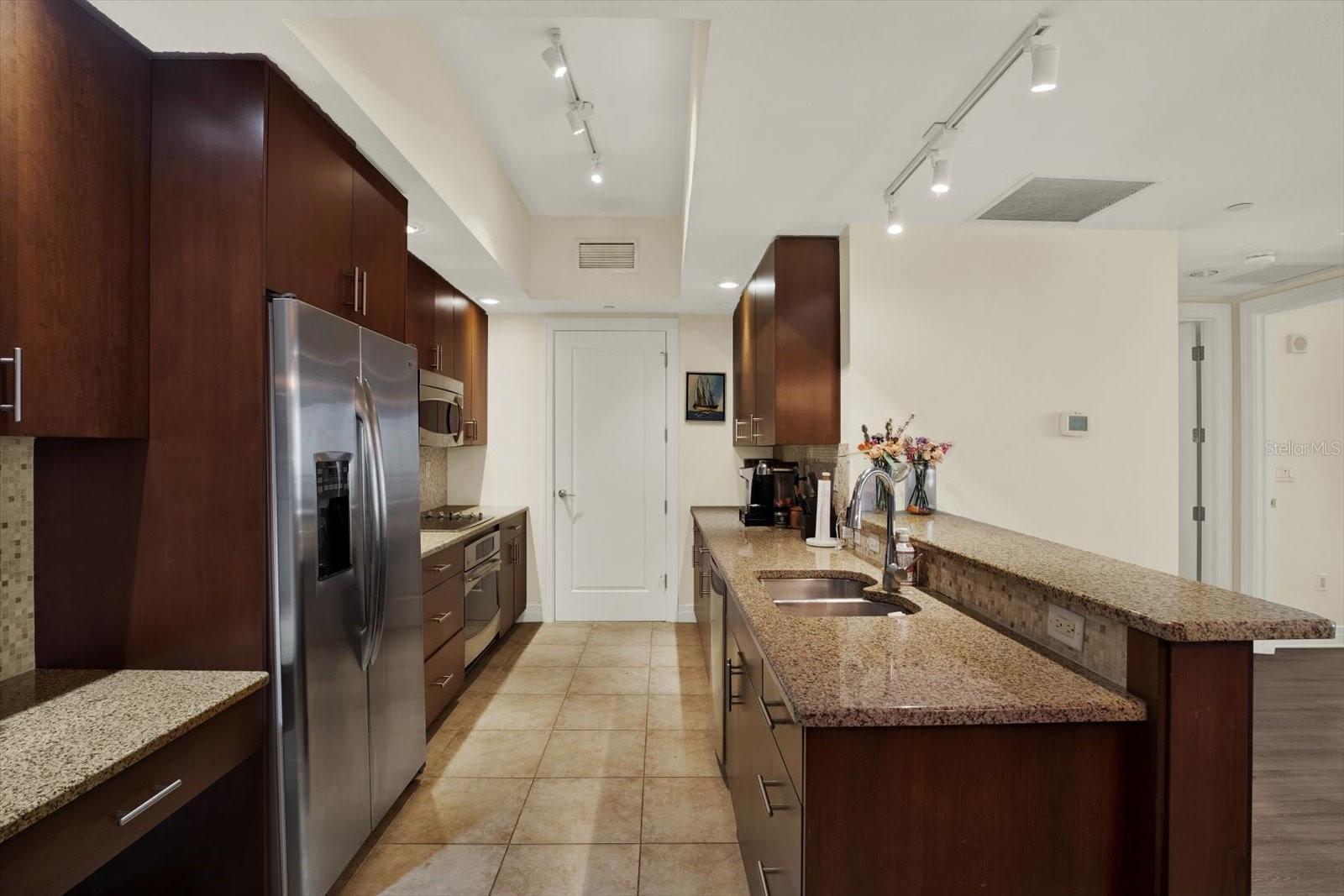 331 Cleveland Unit 212, Clearwater, FL 33755