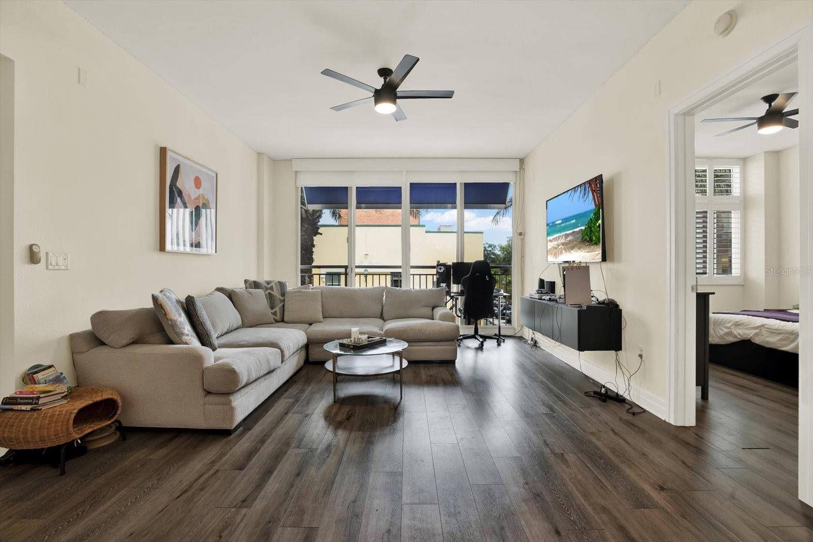 331 Cleveland Unit 212, Clearwater, FL 33755