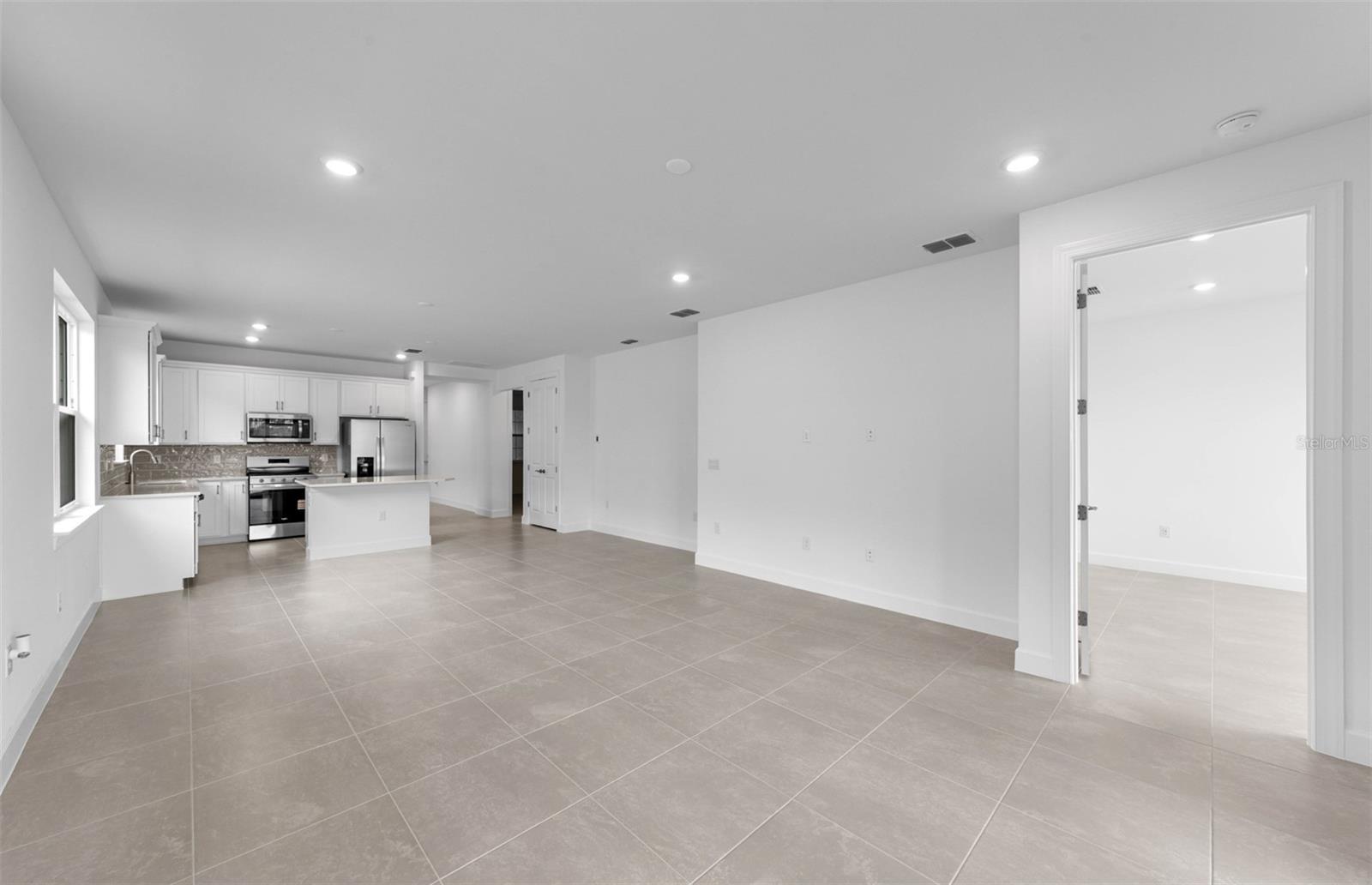 1611 Tavira, Englewood, FL 34223