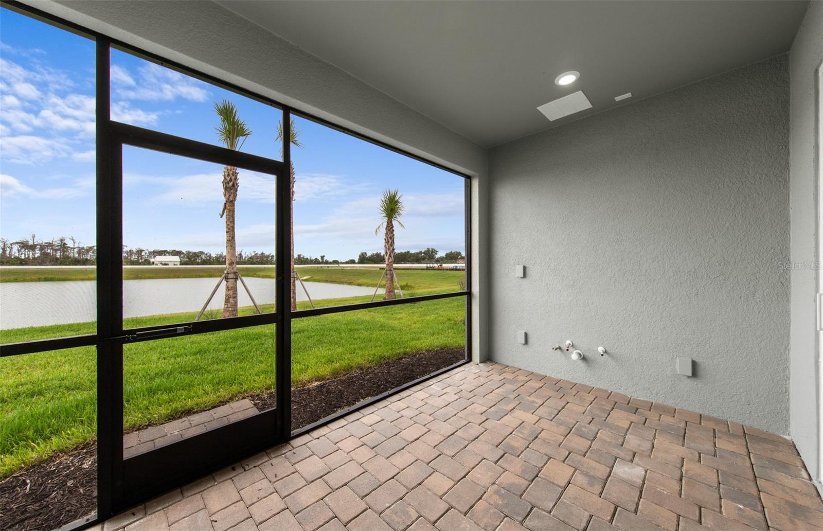 1611 Tavira, Englewood, FL 34223