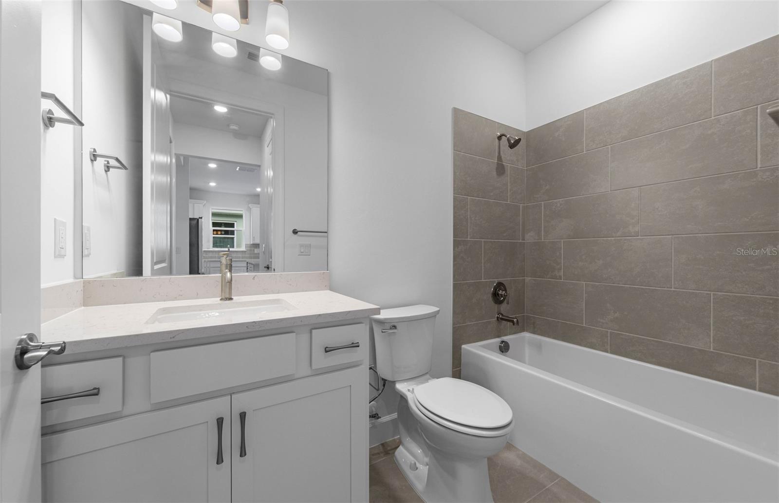 1611 Tavira, Englewood, FL 34223
