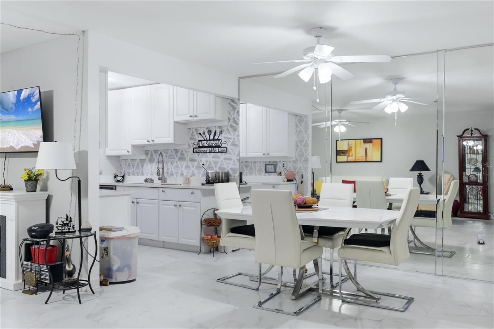 4160 Fruitville Unit 14, Sarasota, FL 34232