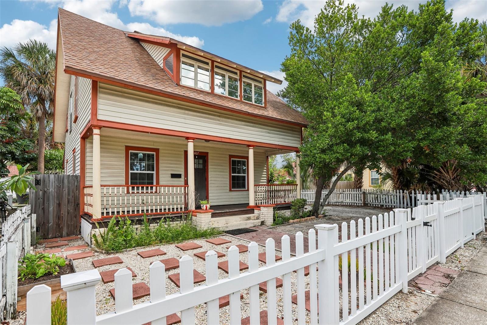 467 9th, St Petersburg, FL 33701
