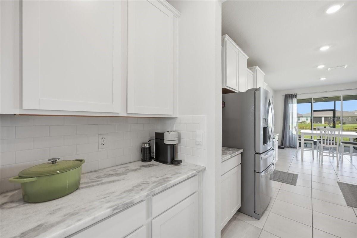 16018 6th, Bradenton, FL 34212