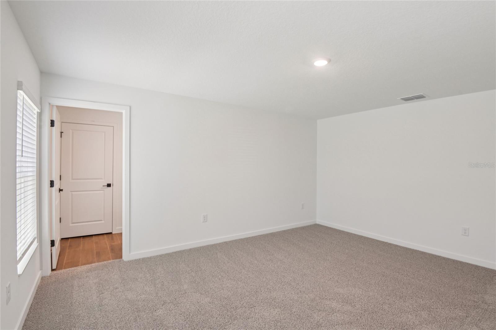 14133 Canada Goose, Weeki Wachee, FL 34614