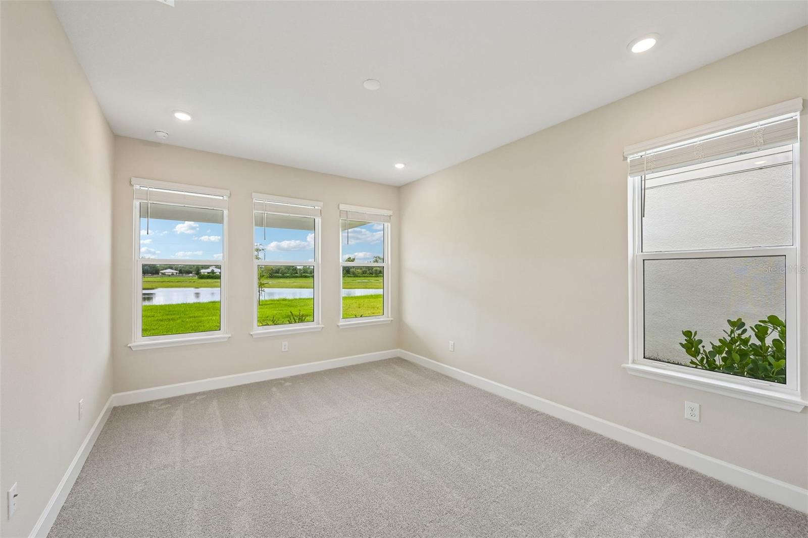 7057 Foxboro, Nokomis, FL 34275