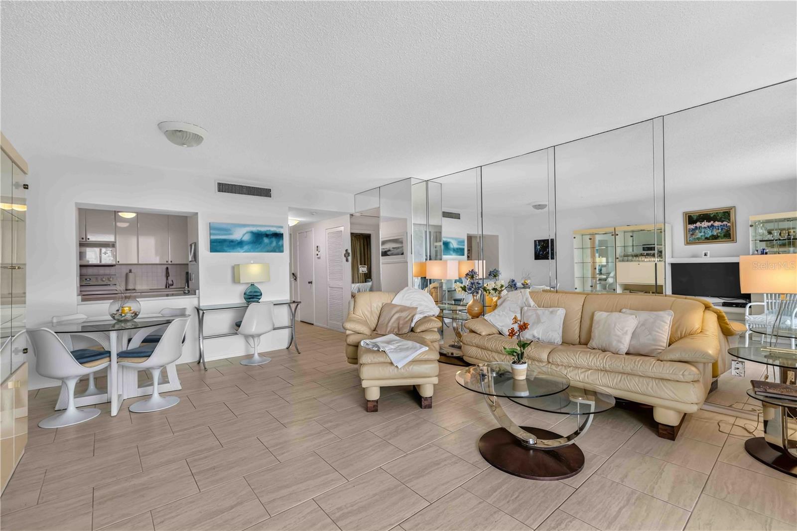 1212 Ben Franklin Unit 1205, Sarasota, FL 34236