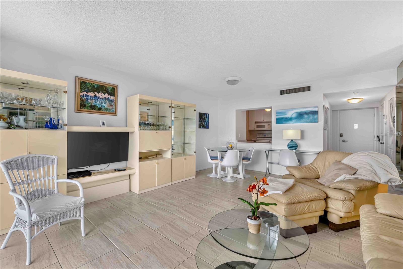 1212 Ben Franklin Unit 1205, Sarasota, FL 34236