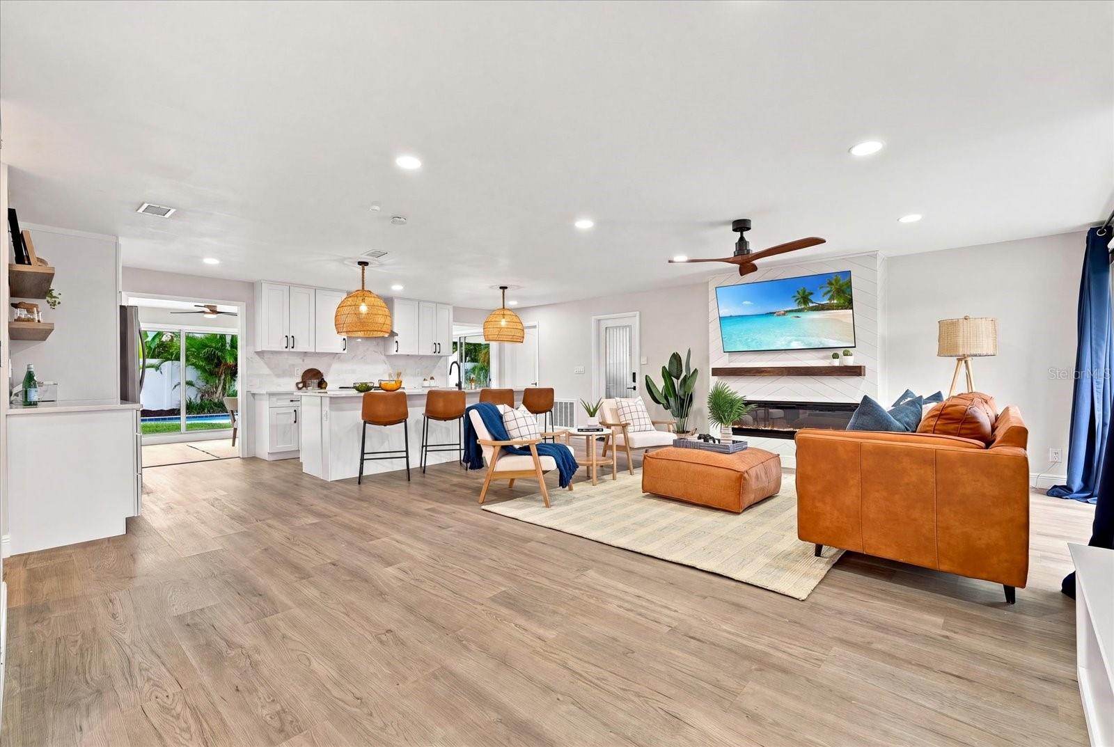 5188 40th, St Petersburg, FL 33711