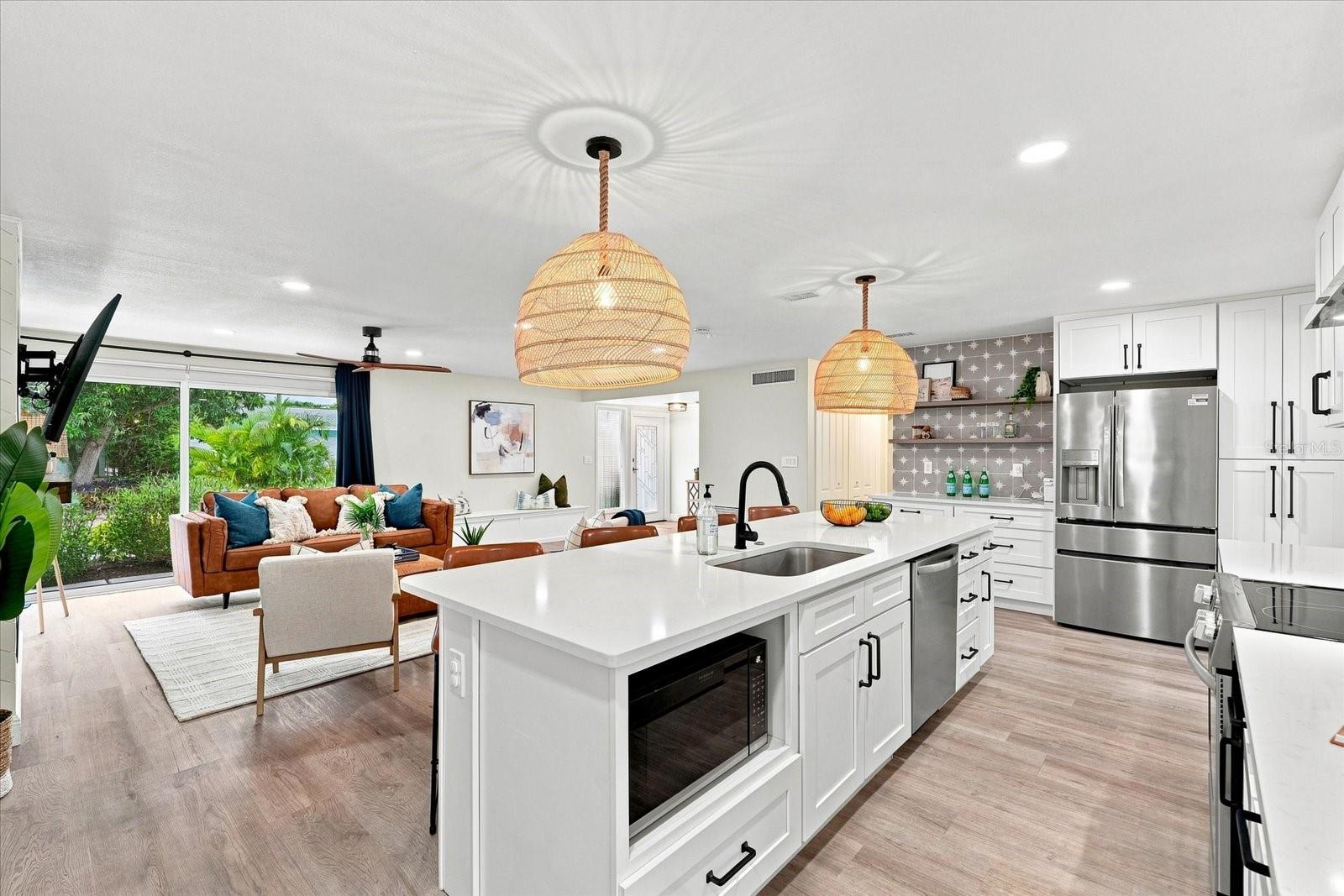 5188 40th, St Petersburg, FL 33711