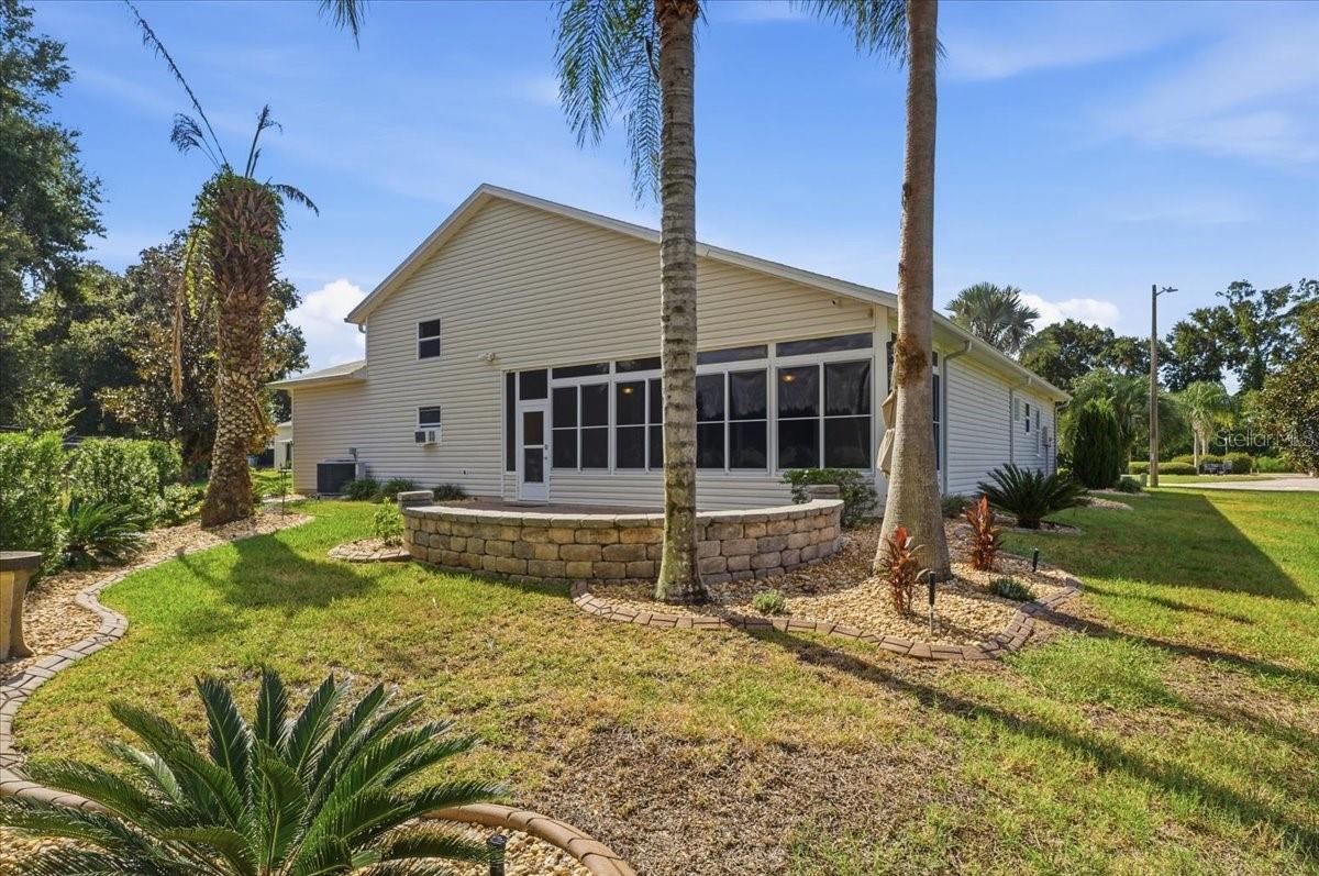 194 Laynewade, Polk City, FL 33868