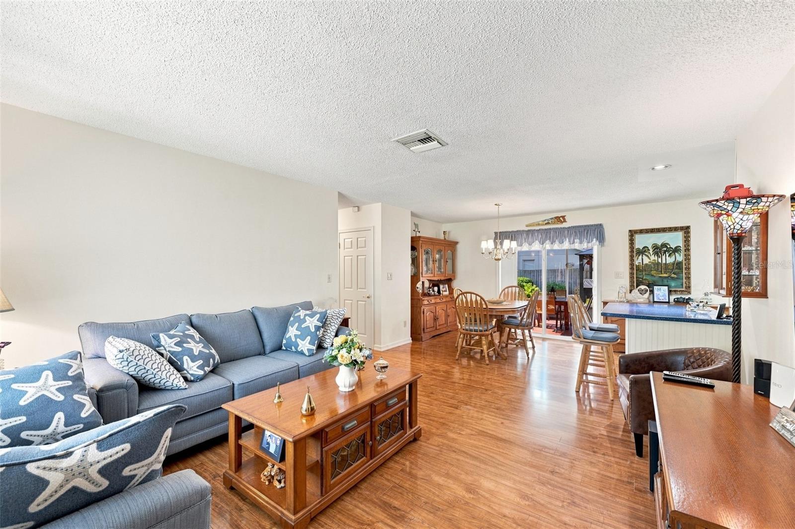 518 129th, Tampa, FL 33612