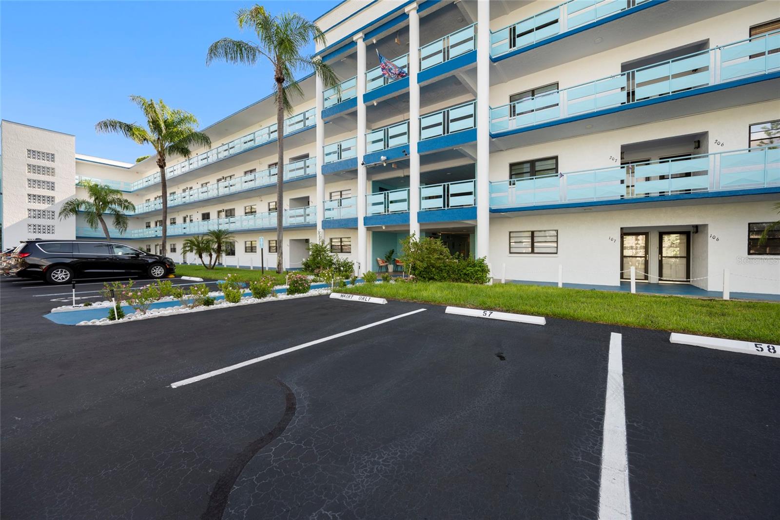 5970 80th Unit 409, St Petersburg, FL 33709