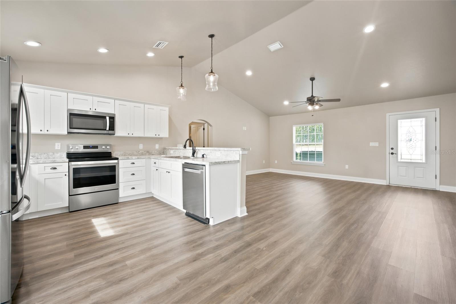 831 150th, Williston, FL 32696