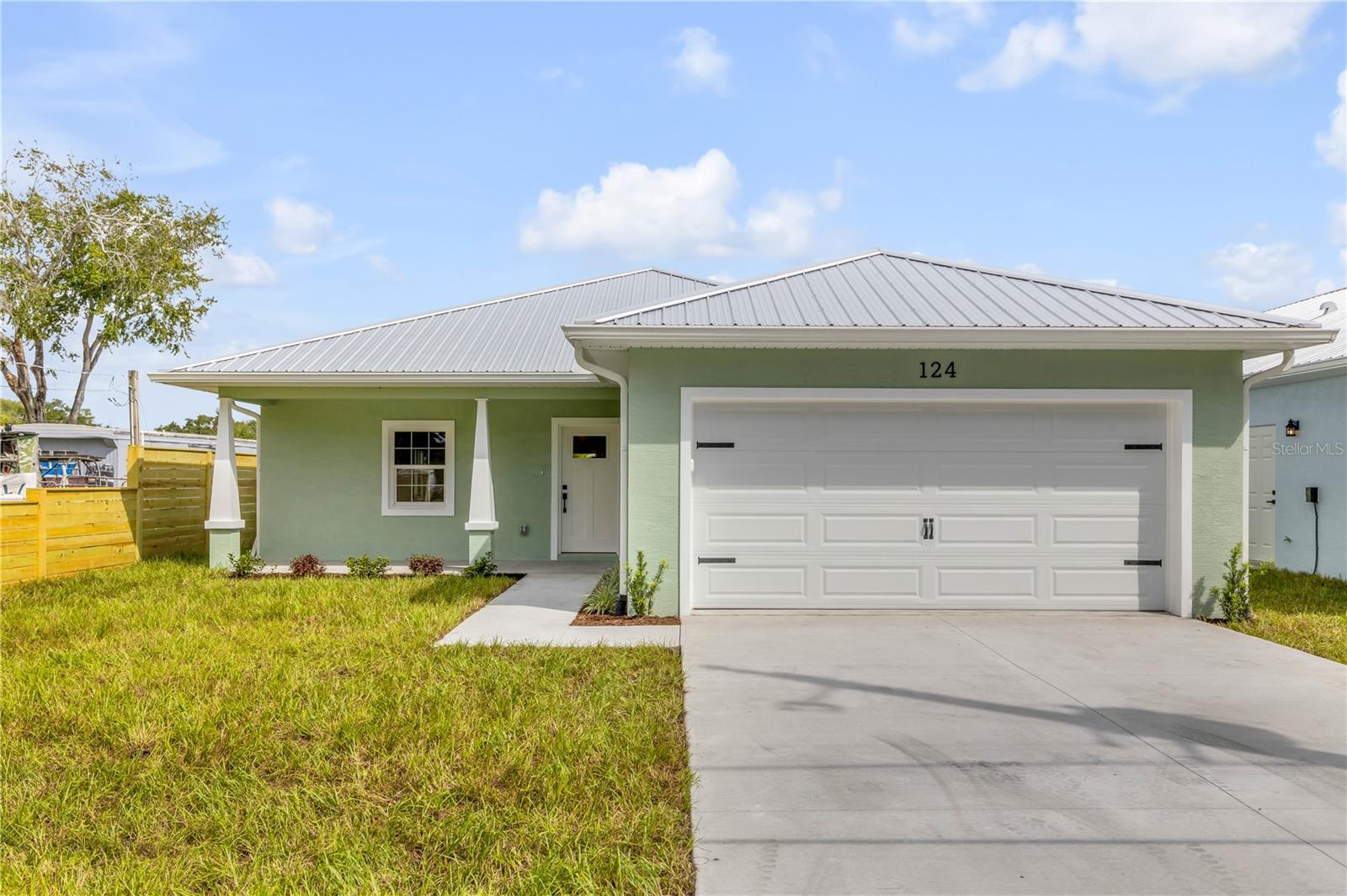 124 Indian Creek, Oak Hill, FL 32759