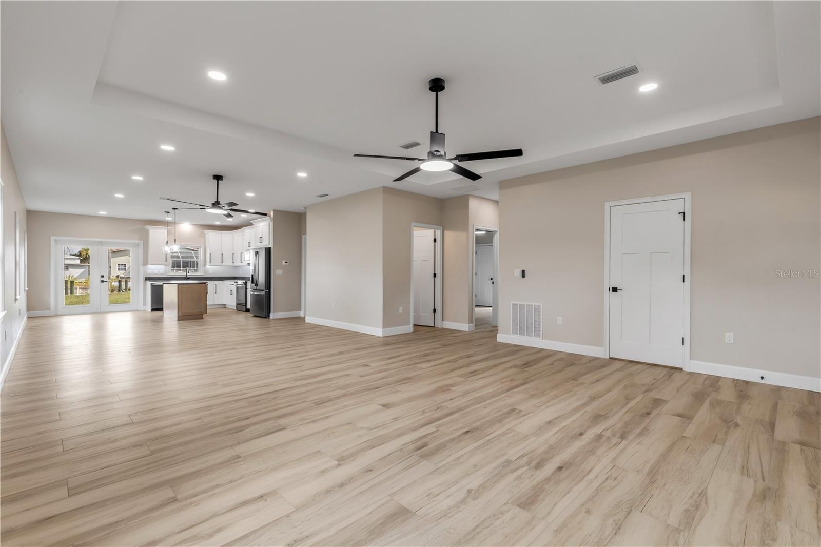 124 Indian Creek, Oak Hill, FL 32759