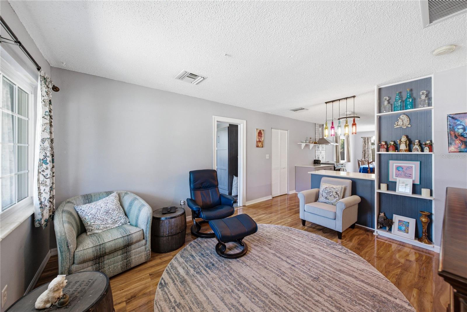5326 6th, St Petersburg, FL 33707