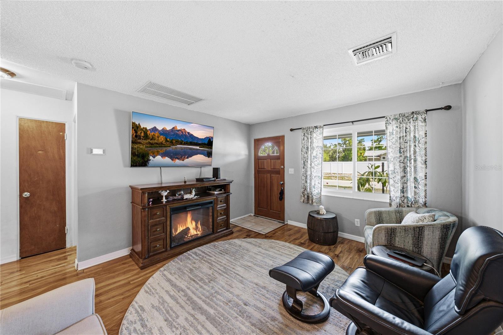 5326 6th, St Petersburg, FL 33707