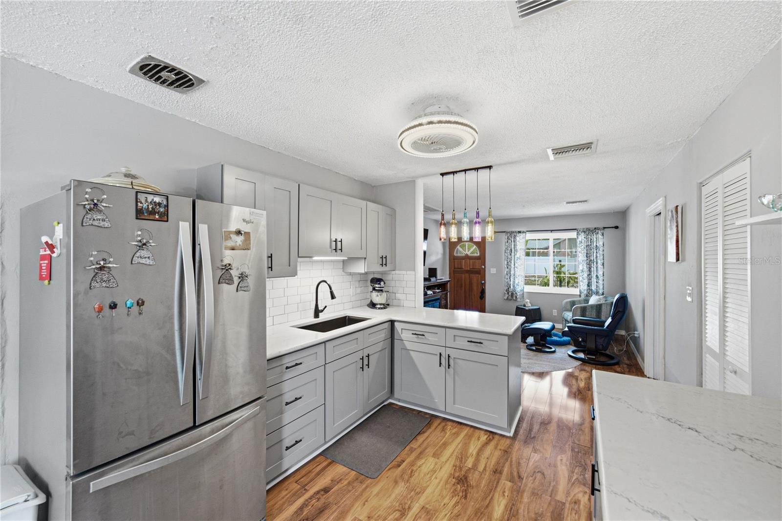 5326 6th, St Petersburg, FL 33707