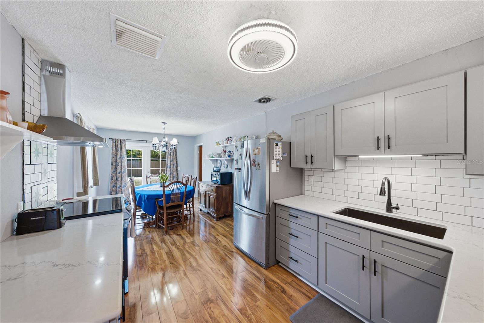 5326 6th, St Petersburg, FL 33707