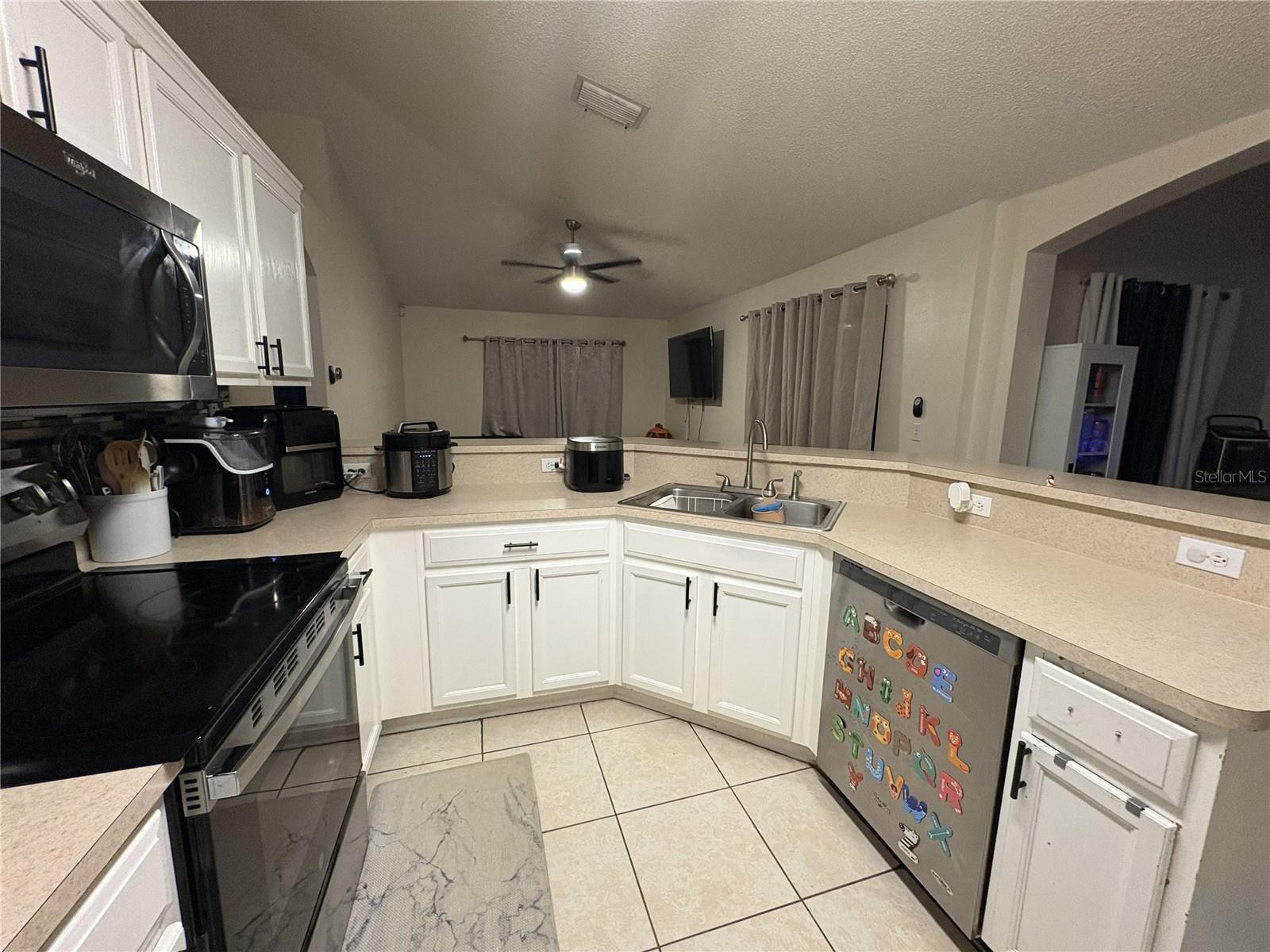2691 India, Deltona, FL 32738