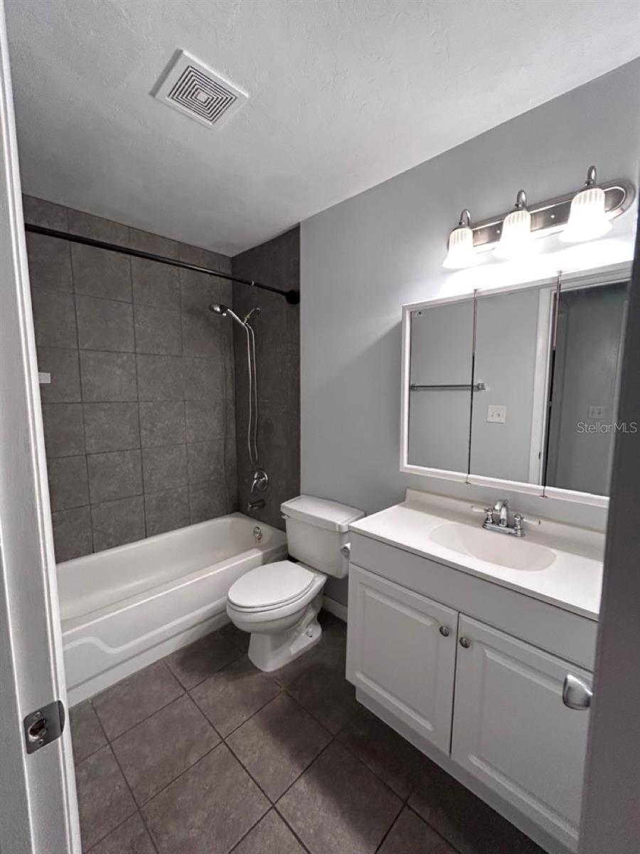 4135 30th, Gainesville, FL 32605