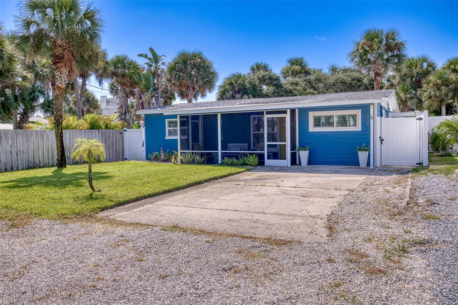 839 10th, New Smyrna Beach, FL 32169