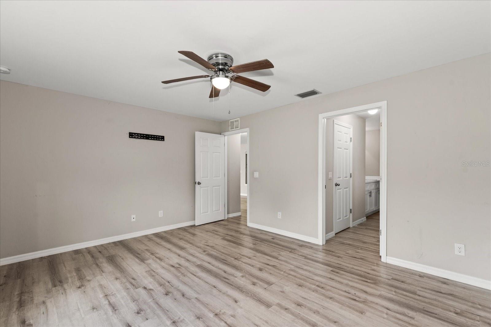 2710 70th, Lehigh Acres, FL 33971