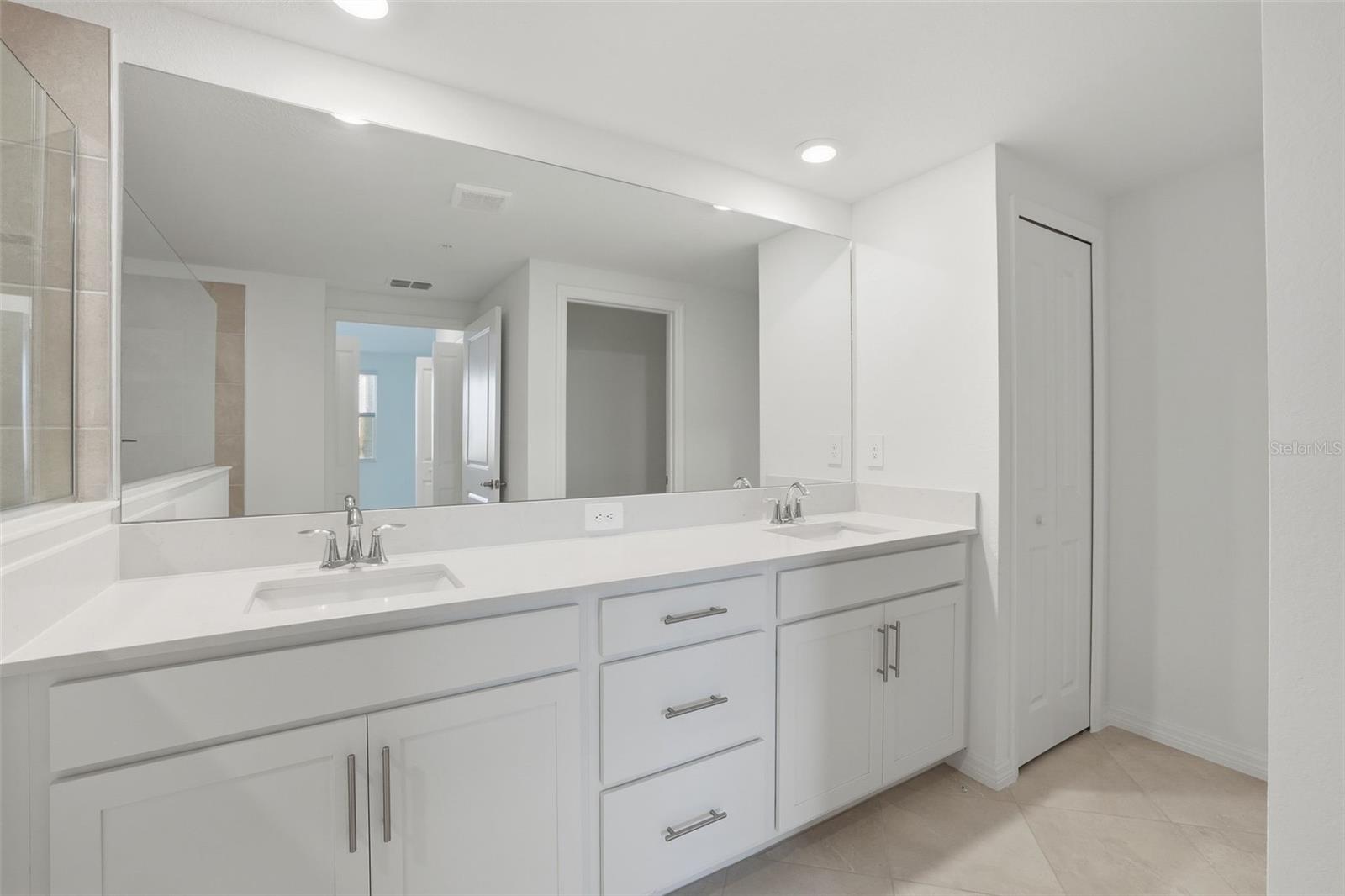 19238 Cherrystone Unit 101, Bradenton, FL 34211