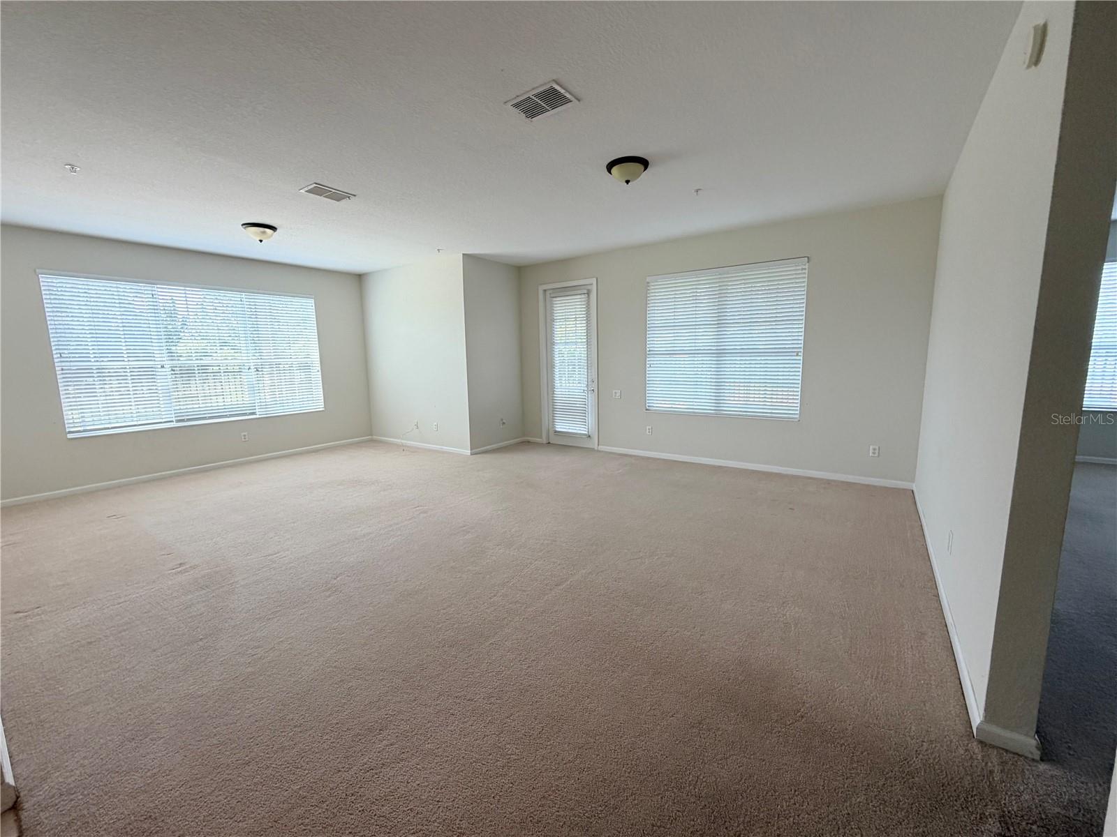 3368 Robert Trent Jones Unit 10408, Orlando, FL 32835