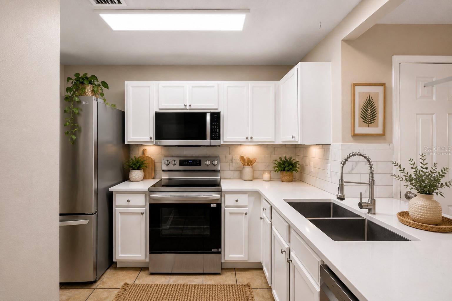 10840 Lake Saint Charles, Riverview, FL 33578