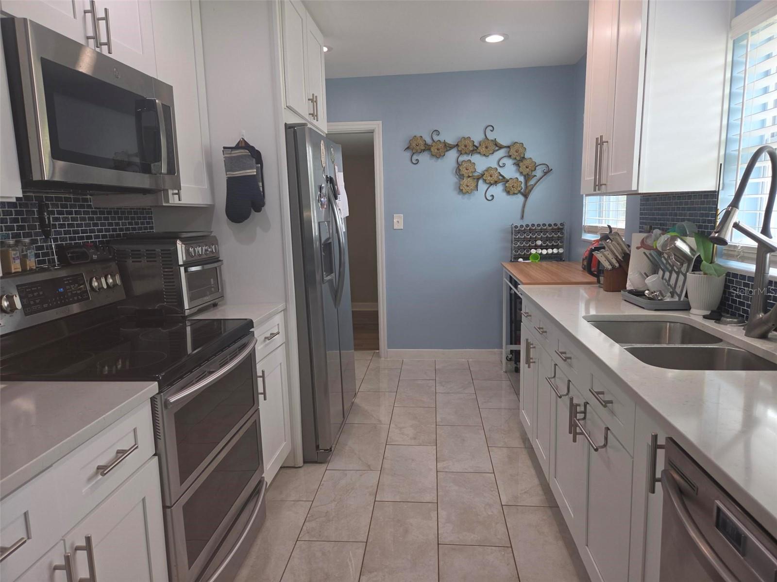 20 Saturn, Clearwater, FL 33755