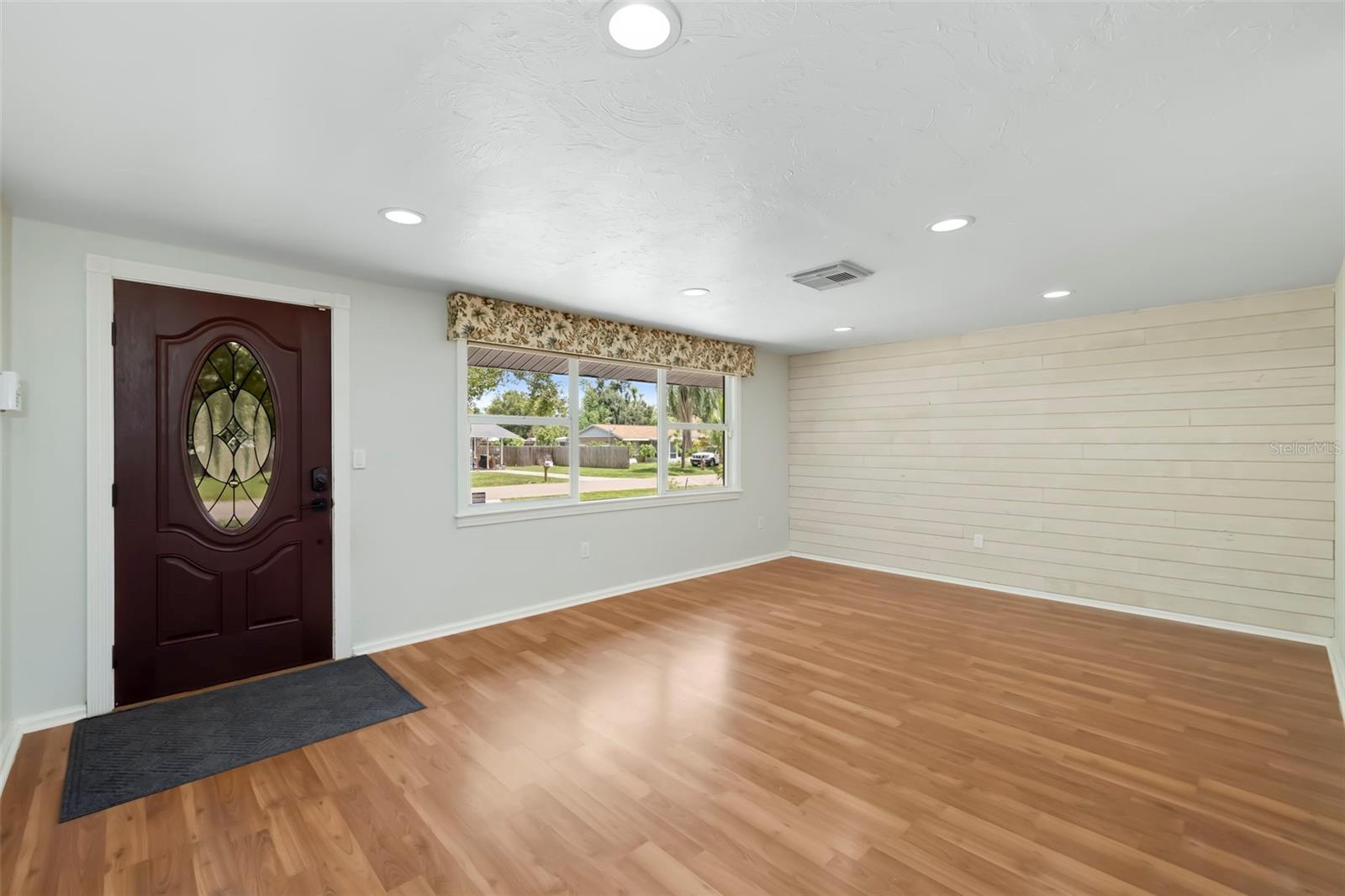 2702 Grand Cayman, Sarasota, FL 34231