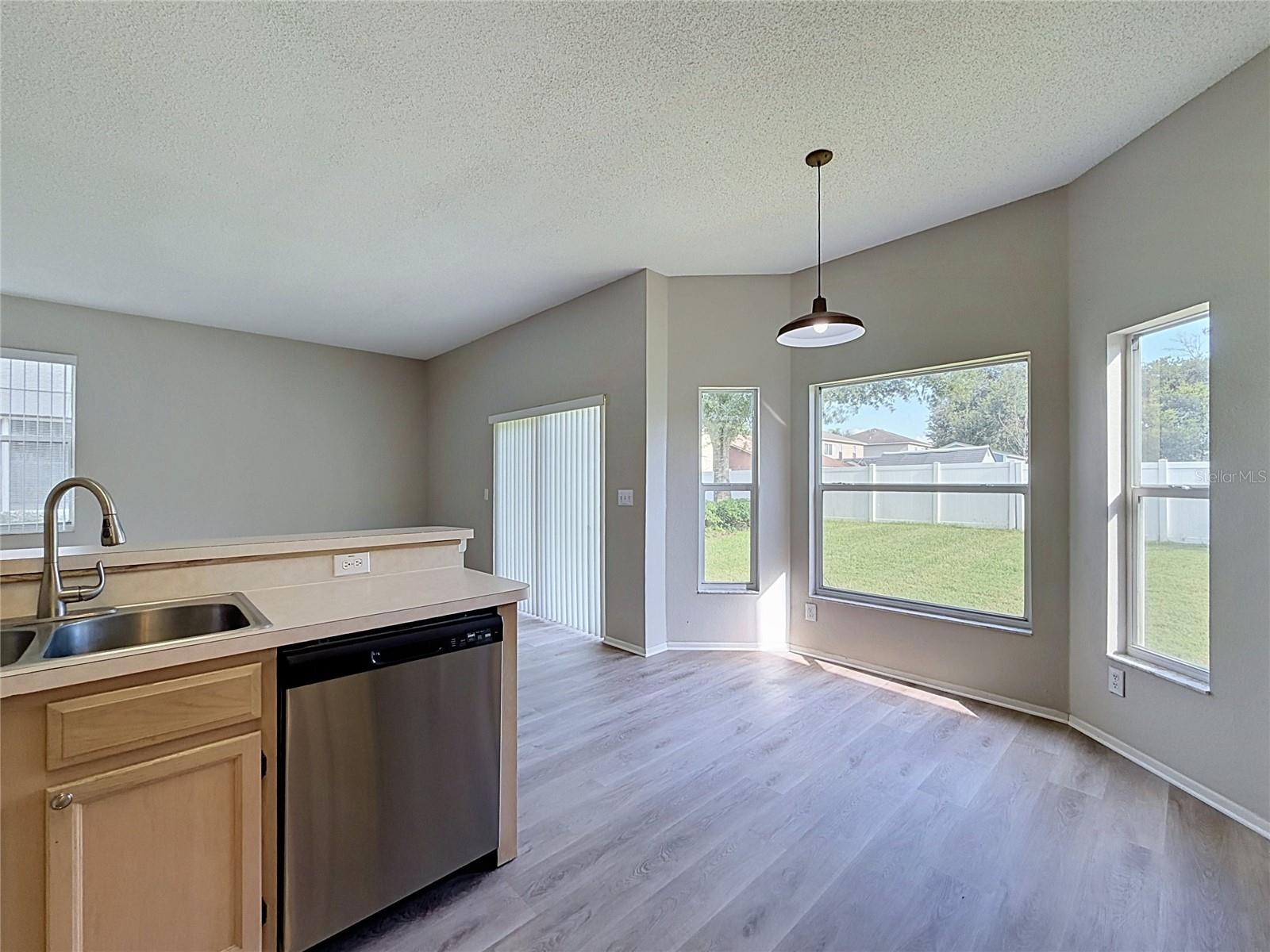 27402 Coral Springs, Wesley Chapel, FL 33544