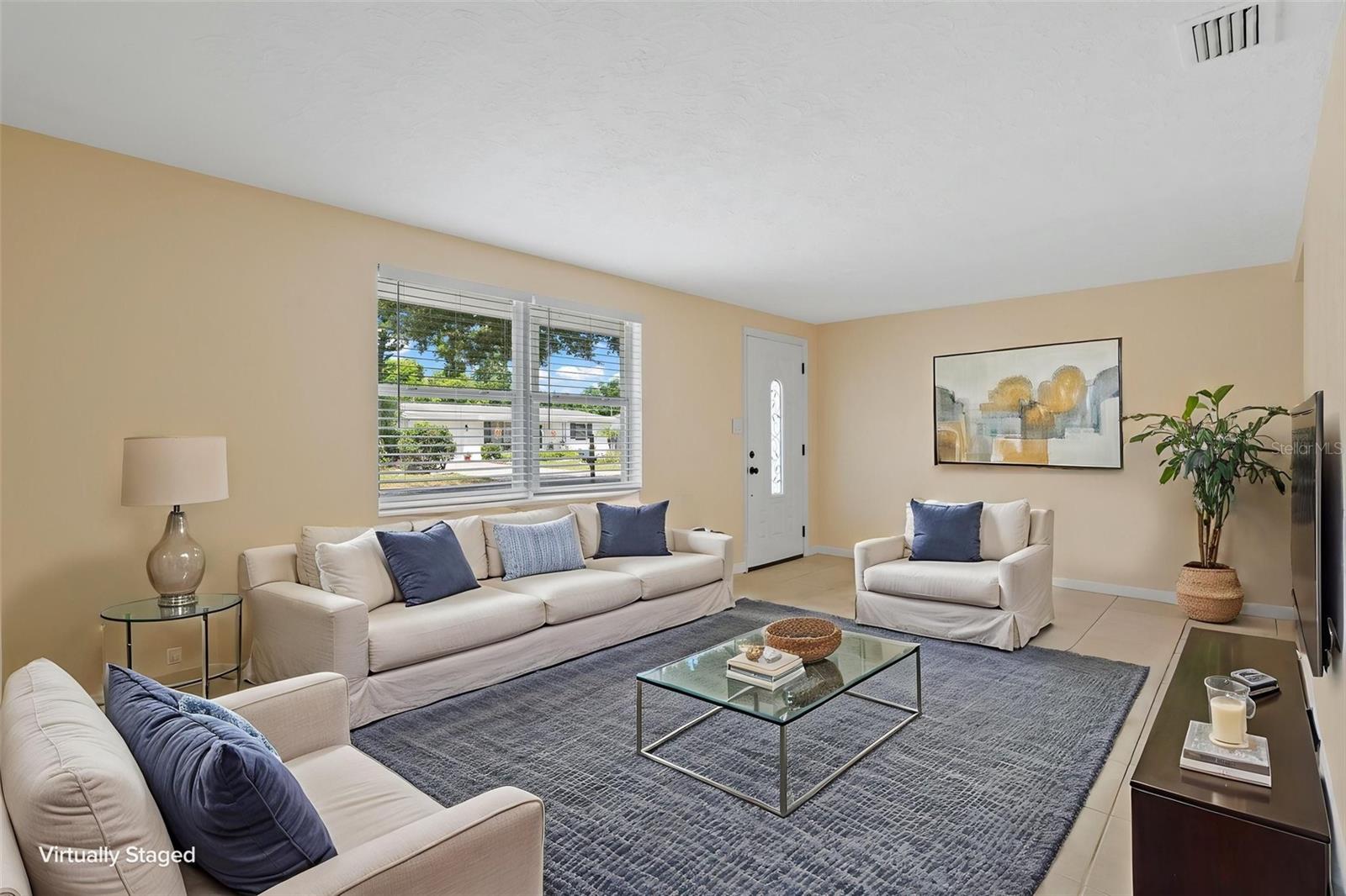 2187 Dixie Garden, Holiday, FL 34690