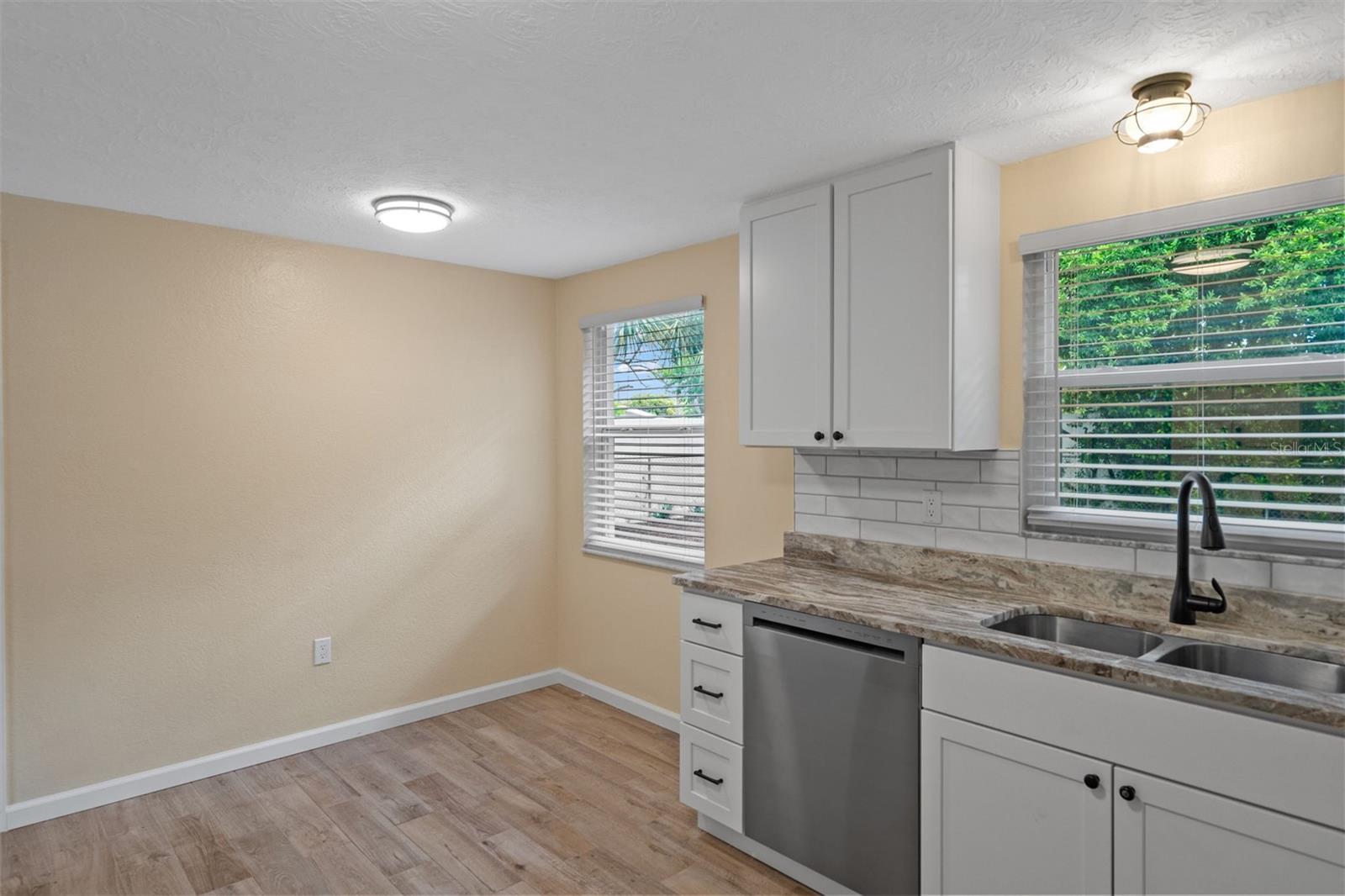 2187 Dixie Garden, Holiday, FL 34690