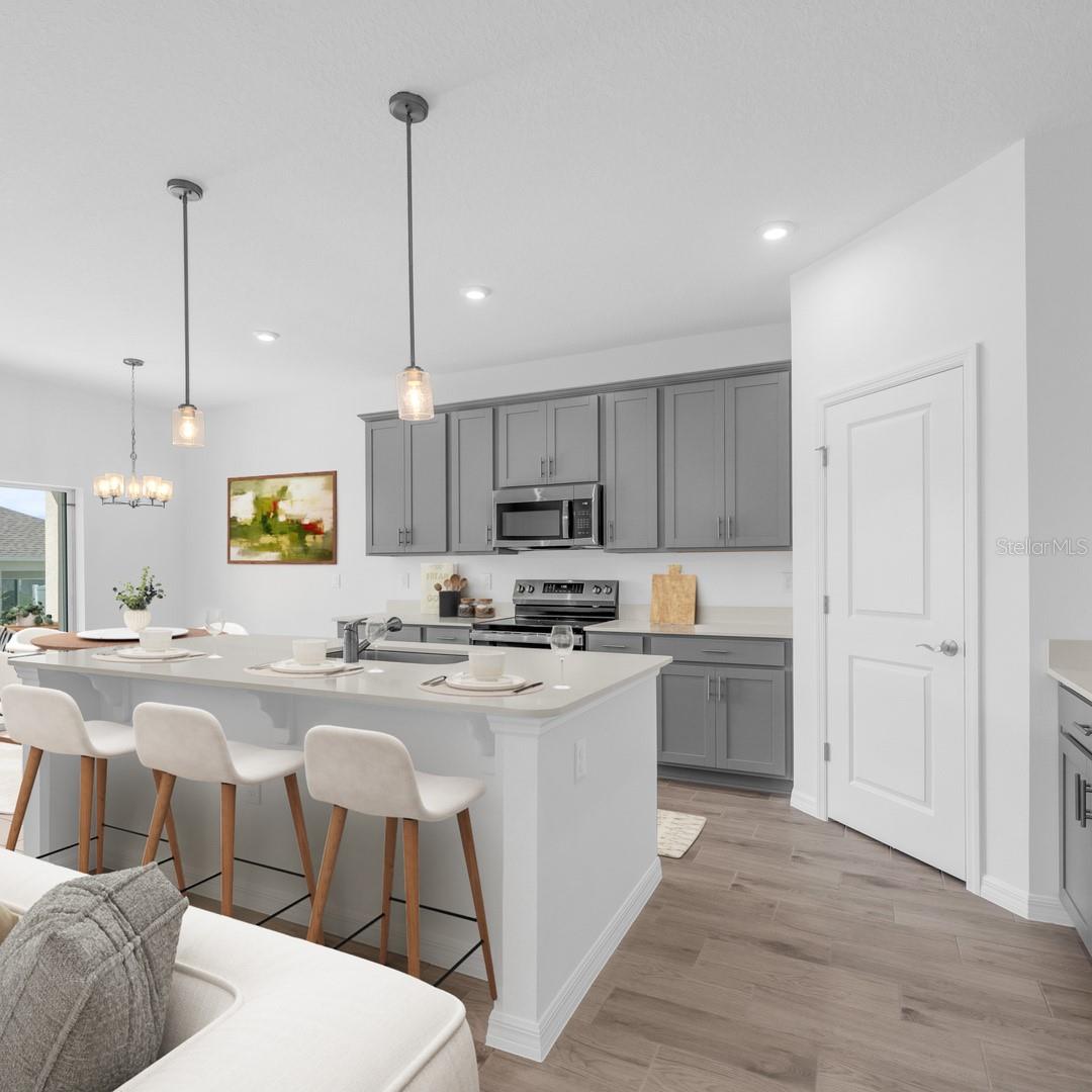 1090 Clay, Tavares, FL 32778