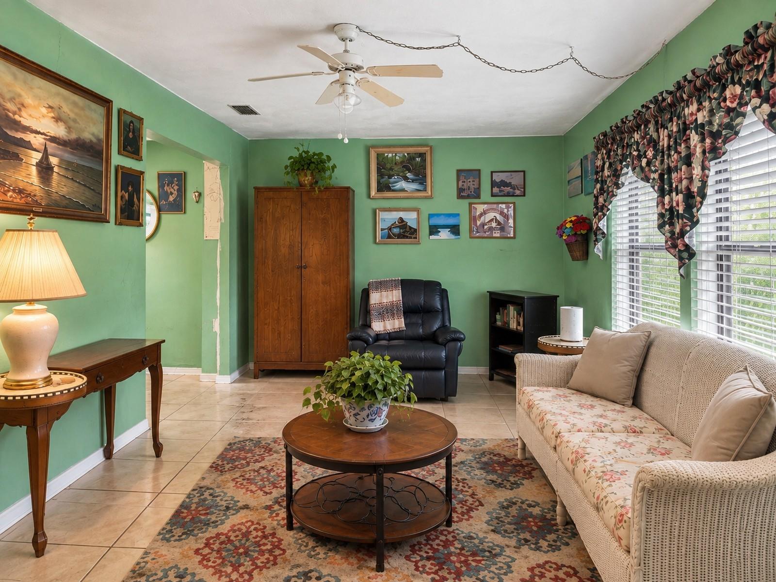 7607 42nd, Gainesville, FL 32606
