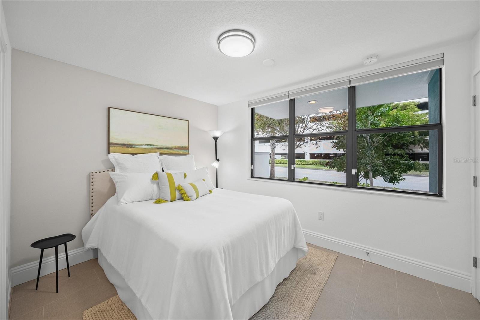 72 School, Sarasota, FL 34237