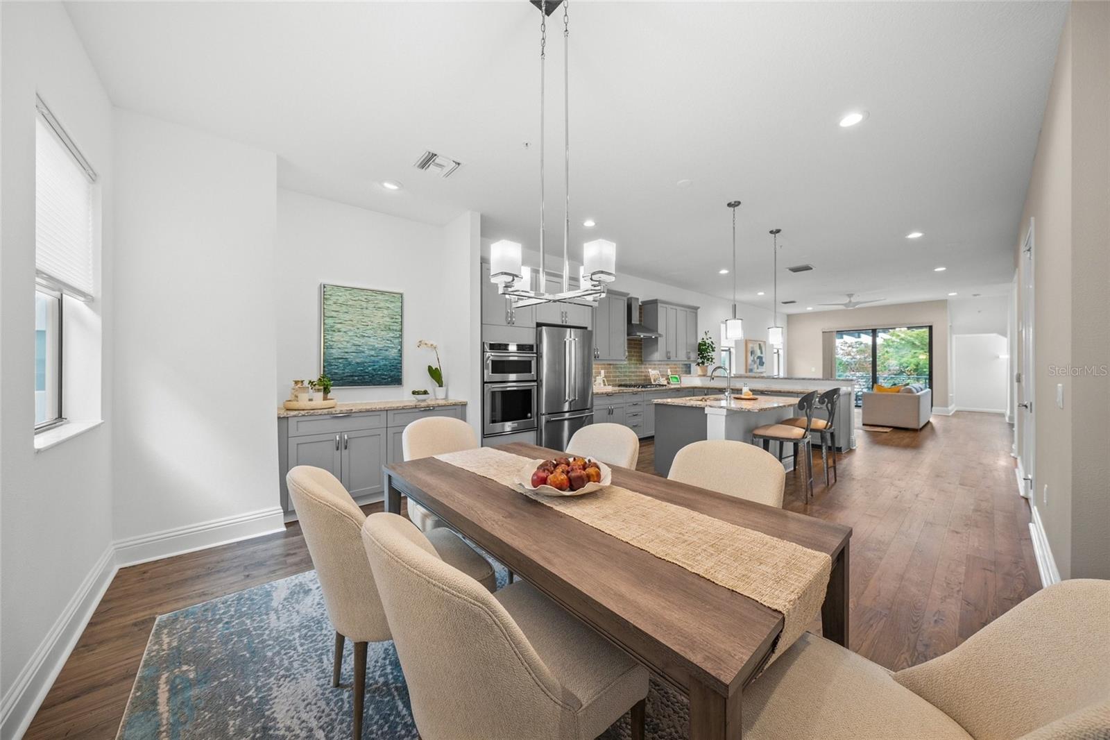 72 School, Sarasota, FL 34237