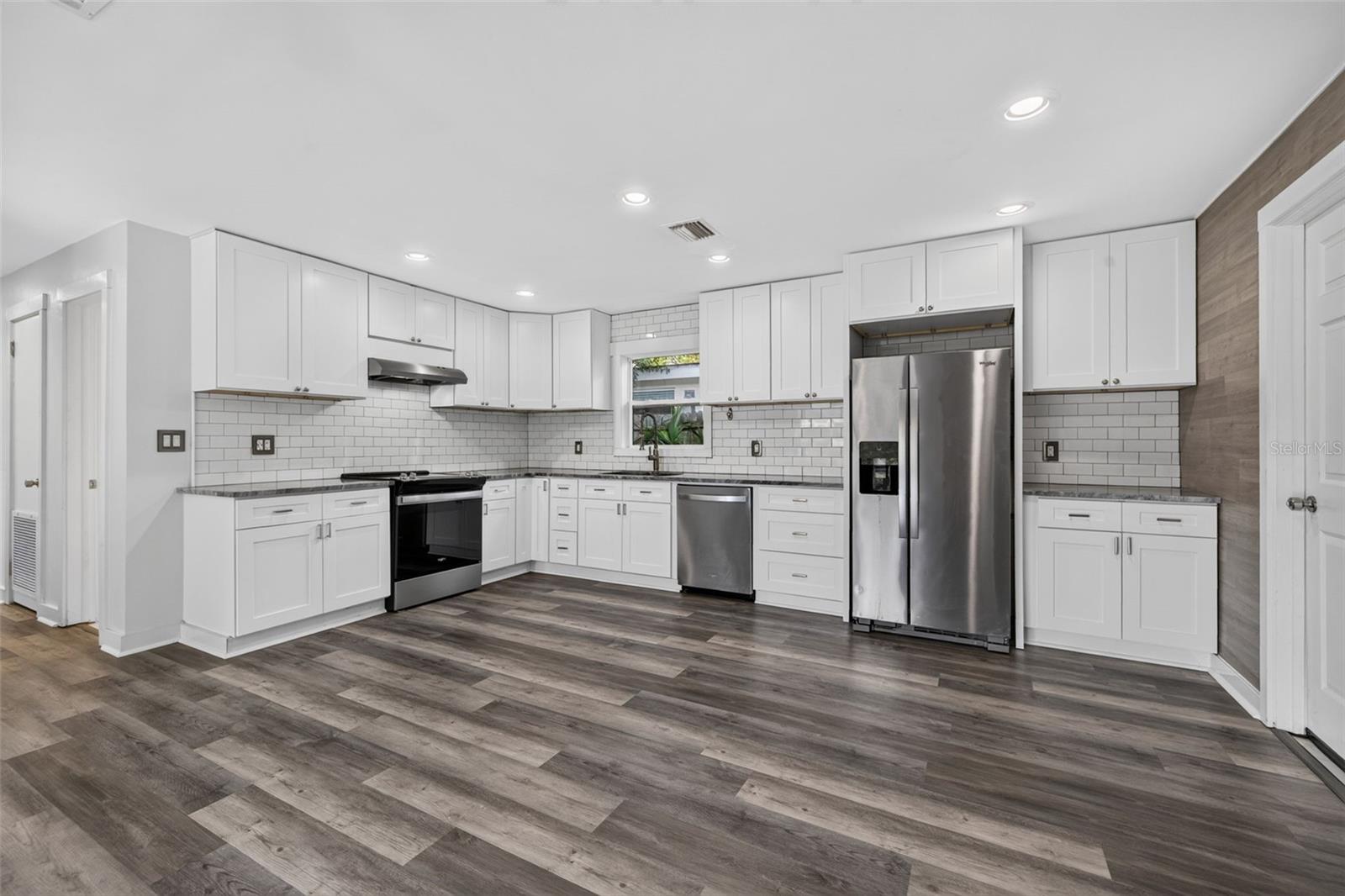 2175 43rd, St Petersburg, FL 33714