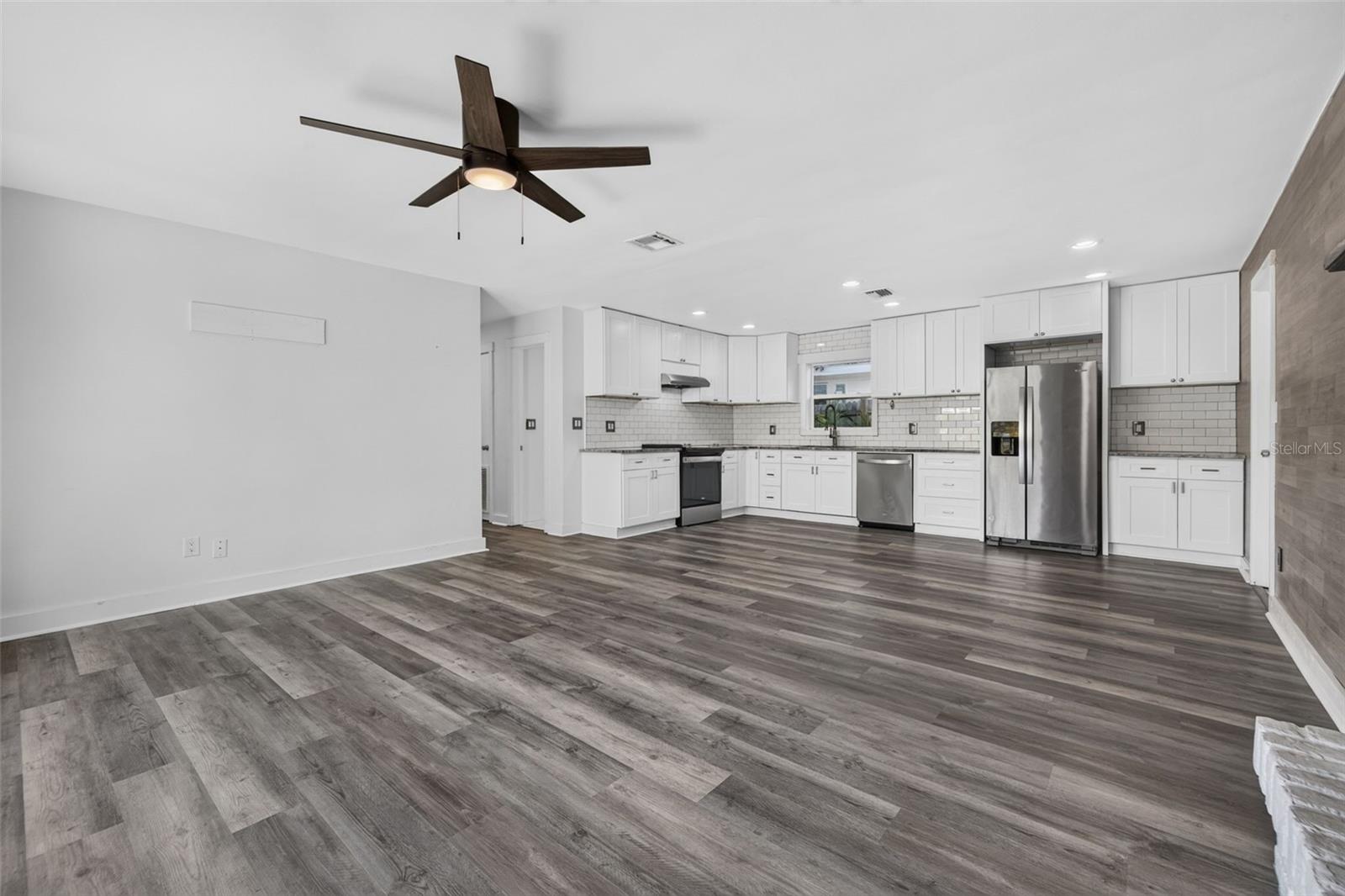 2175 43rd, St Petersburg, FL 33714